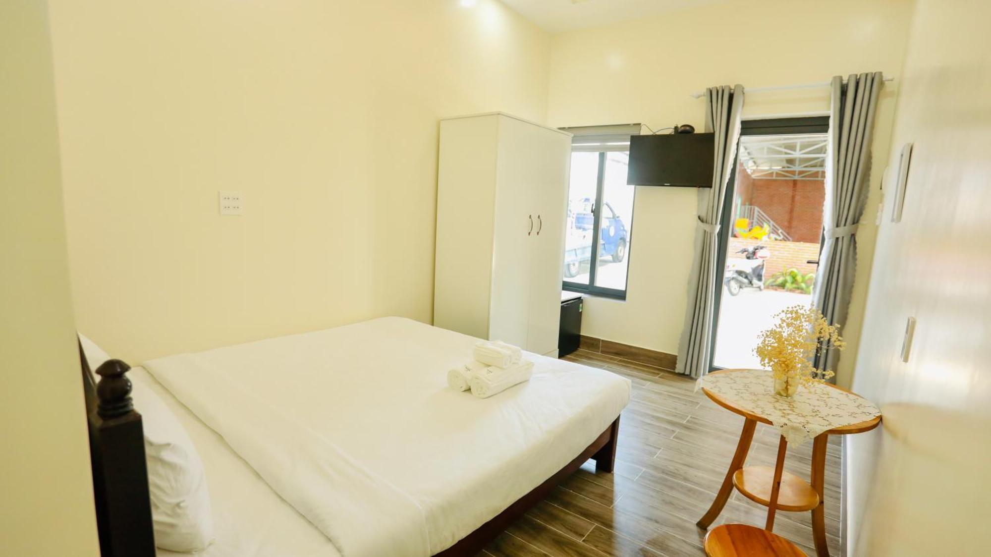Kiwi'S Homestay & Cafe Phan Thiet Exterior photo